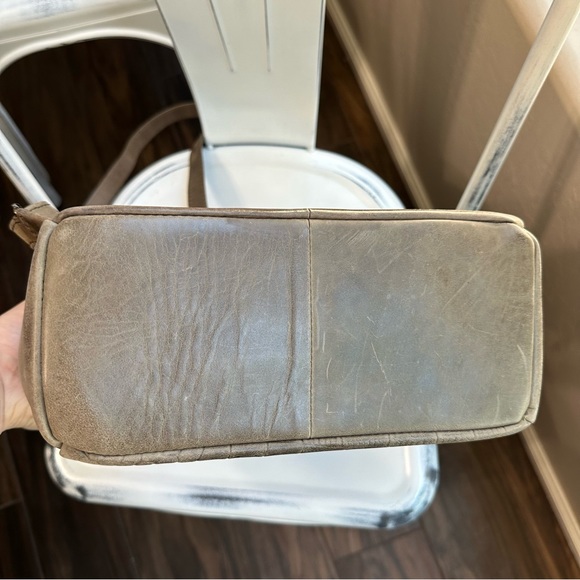 Burkely Leather Croco Cody dome texture gray green tan backpack soft Croc - Picture 9 of 16